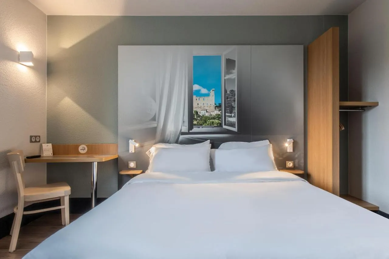 B&B HOTEL Orange - Échangeur A7 A9 France